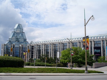 National Gallery of Canada by daryl mitchell