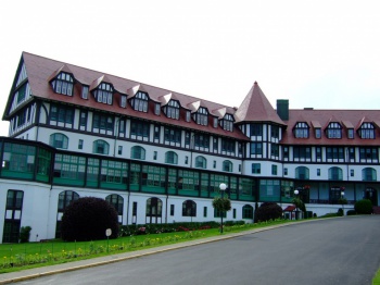 Algonquin Hotel by Colin Harris