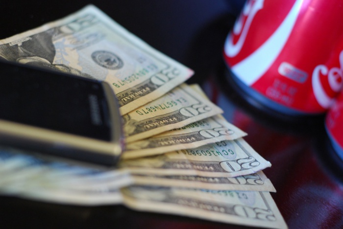 Cell phone Money and Coke by espensorvik