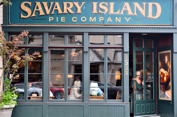 Savary Island Pie Company Exterior