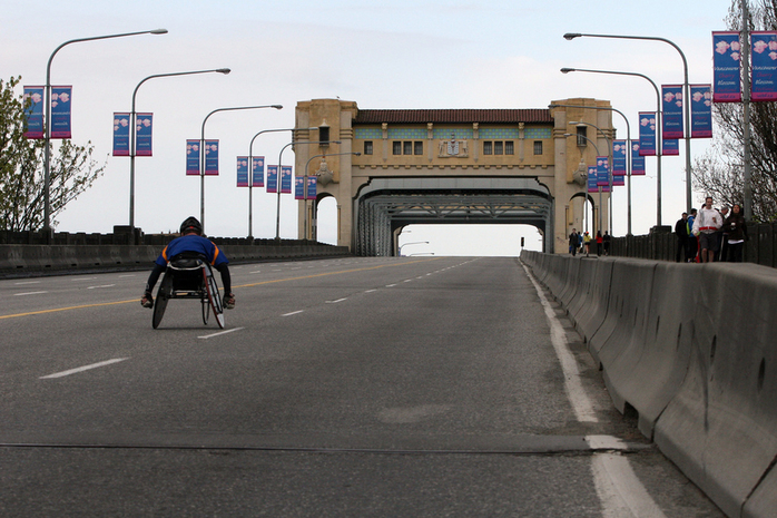 Vancouver SunRun across Burrard Bridge