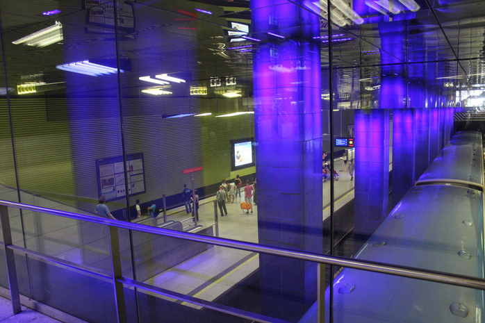 Muenchner Freiheit Station by Metro Centric