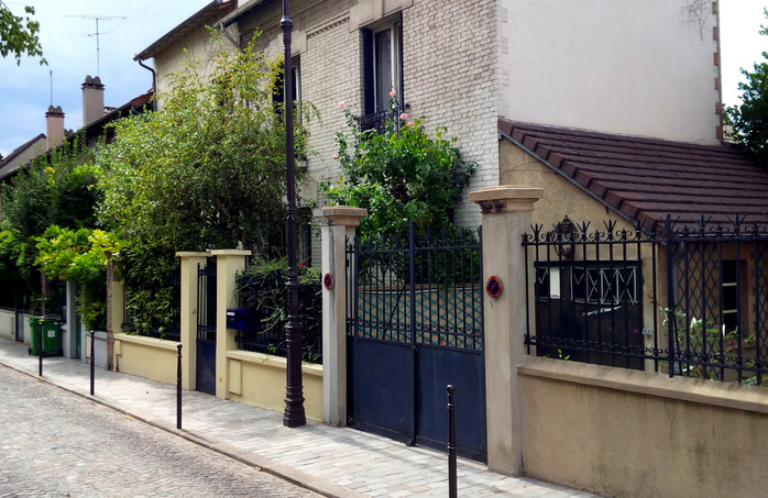 Cottage Style Paris Homes