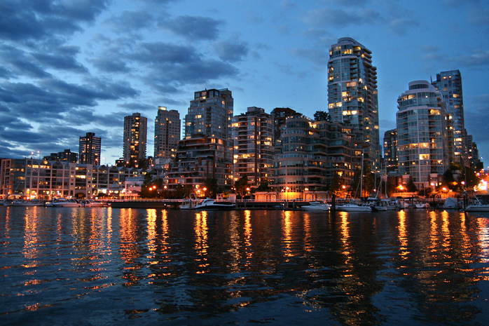 Vancouver by Apostis